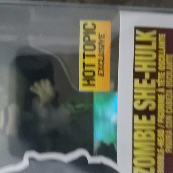 Marvel Zombies - Zombie She-Hulk Funko Pop #792 - Picture 2 of 3